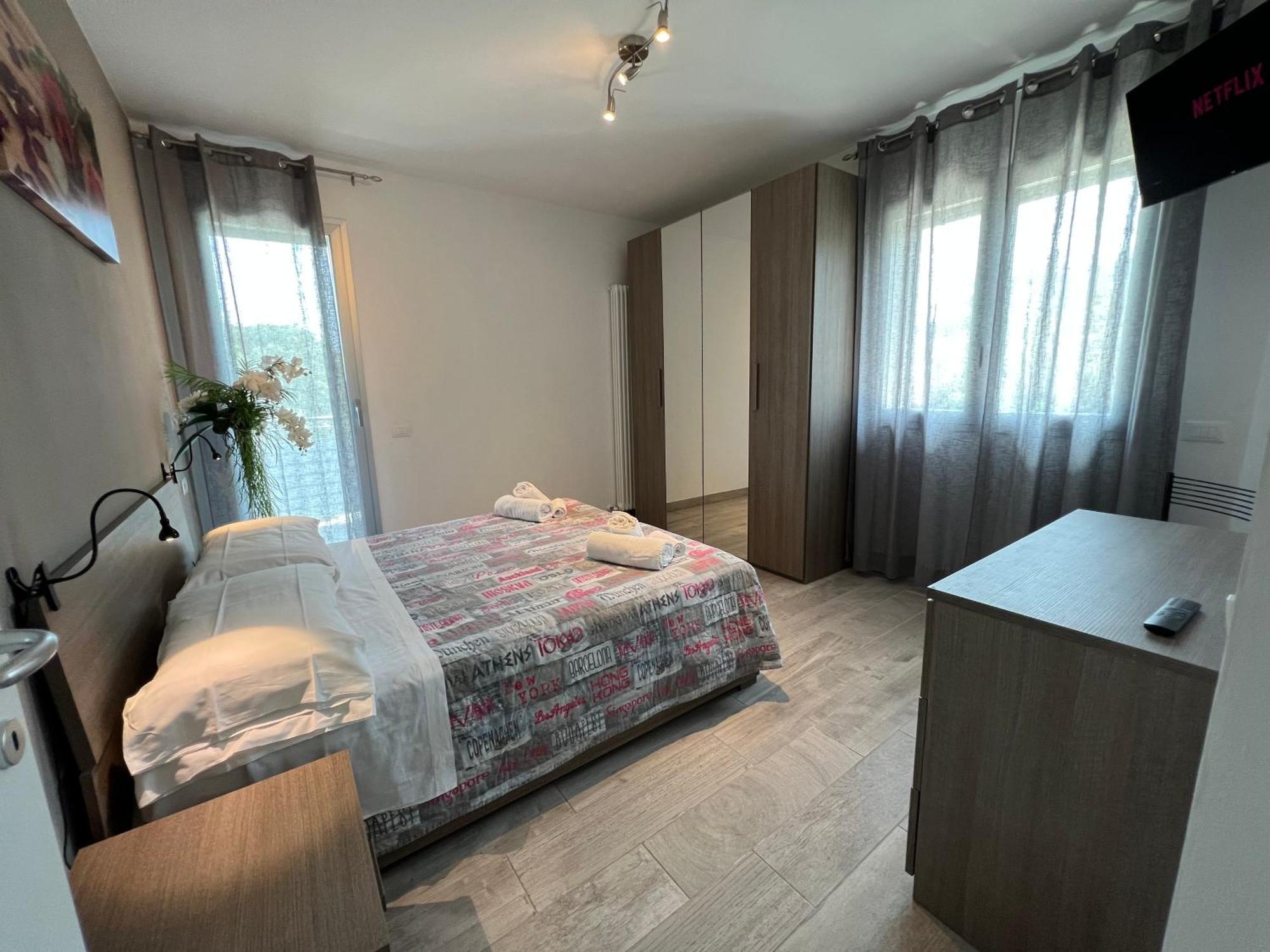Appartamenti Residence Giardini Ричоне Екстериор снимка