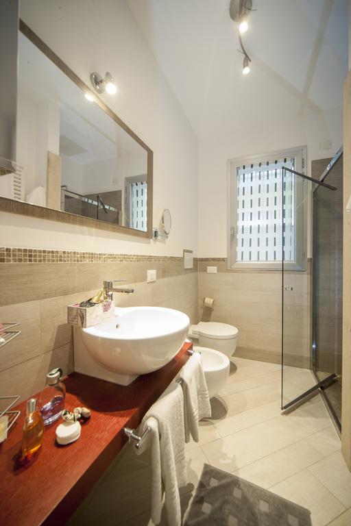 Appartamenti Residence Giardini Ричоне Екстериор снимка