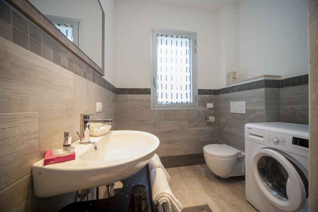 Appartamenti Residence Giardini Ричоне Екстериор снимка